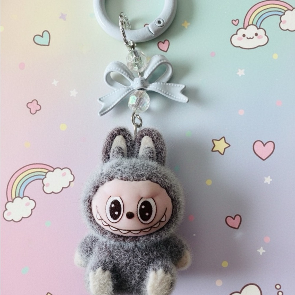 Mini micro Labubu Keychains - Picture 5 of 10
